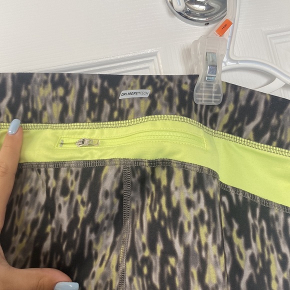 Athletic works cropped leggings - Picture 4 of 4